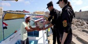 «الداخلية» توزع مساعدات عينية على قاطني المناطق الأولى بالرعاية - كورة نيوز
