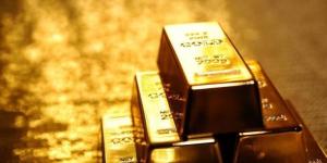 تحركات الأسواق العالمية.. الذهب يستقر عالمياً وسط ترقب تصعيد حرب التجارة وتصريحات ترامب الجمركية - كورة نيوز