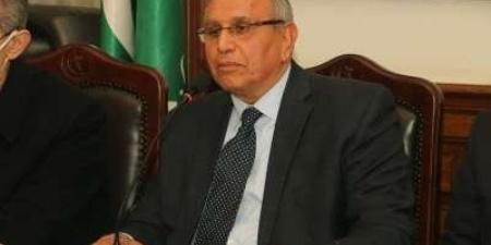 بعد إثارتها جدلا واسعا.. رئيس حزب "الوفد" المصري يوضح تصريحاته حول ذكر "الوفد" في القرآن - كورة نيوز