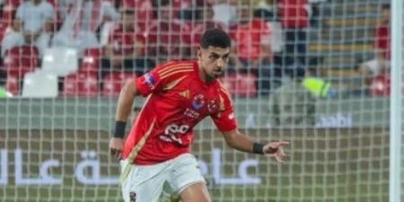 كوكا يظهر في مران الأهلي بعد فشل انتقاله إلى قاسم باشا التركي - كورة نيوز