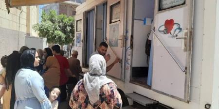 كشف وعلاج بالمجان لـ 500 مواطن في قافلة طبية بقرى كفر الدوار بالبحيرة - كورة نيوز