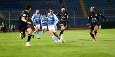 وليد الكرتى أول من يتلقى بطاقة حمراء فى افتتاح الدوري بمباراة بيراميدز ودجلة - كورة نيوز