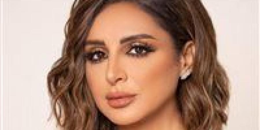 أنغام تنهار من البكاء بعد اتهامها بالإساءة لشيرين عبد الوهاب: كفاية قرف.. أنا مالي؟! - كورة نيوز