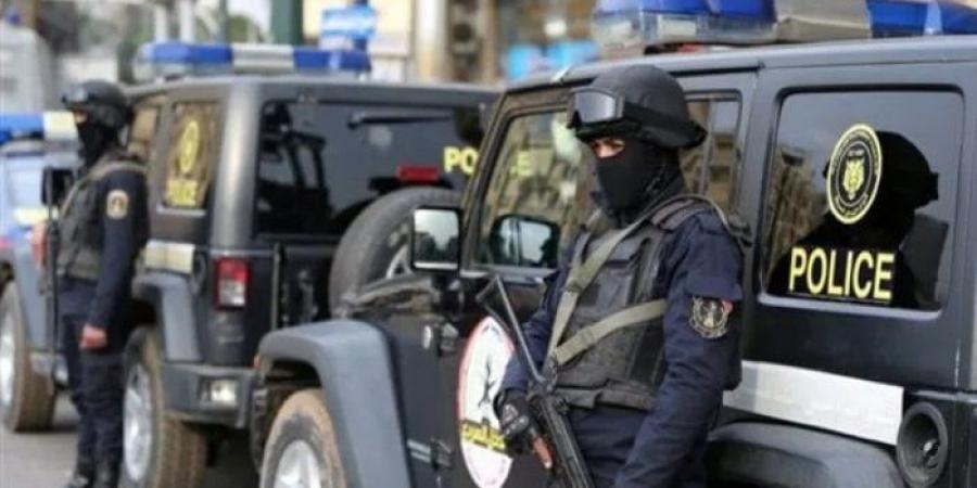 عطلوا حركة المرور ولوحوا بأسلحة بيضاء.. الداخلية تضبط قائدي 3 مركبات في البحيرة - كورة نيوز