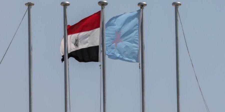 سفير مصر السابق لدى اسرائيل انهيار قطاع السياحةفى تل ابيب والحوثيون منعوا مرور السلاح والطائرات المسيرة بالبحر الاحمر - كورة نيوز