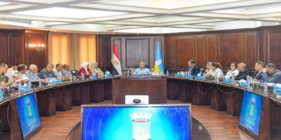 محافظ الإسكندرية يترأس اجتماعًا موسعًا لمتابعة جاهزية المرافق استعدادا لموسم الصيف - كورة نيوز