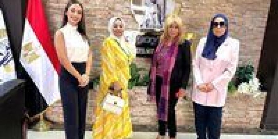 د. داليا غزلان تلقي محاضرة بالمجلس القومي للمرأة حول الولادة القيصرية في مصر - كورة نيوز