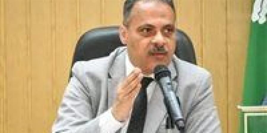 محافظ الشرقية يُقرر إحالة العاملين المقصرين في عملهم للتحقيق بمراكز فاقوس ومشتول السوق - كورة نيوز